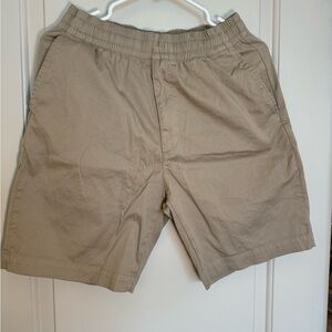 Uniqlo tan short